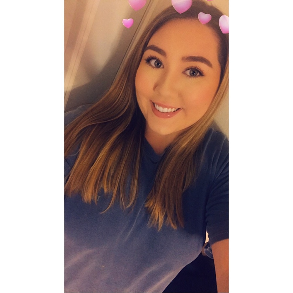 Meet your Posher, Victoria